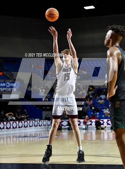 Thumbnail 3 in Morrilton vs. Mills University Studies (AAA 4A Final) photogallery.