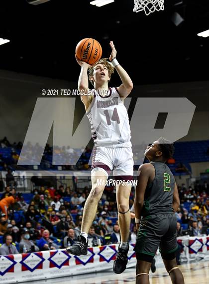 Thumbnail 3 in Morrilton vs. Mills University Studies (AAA 4A Final) photogallery.