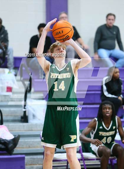Thumbnail 2 in Whiteville vs Pinecrest (Adidas Christmas Tournament) photogallery.
