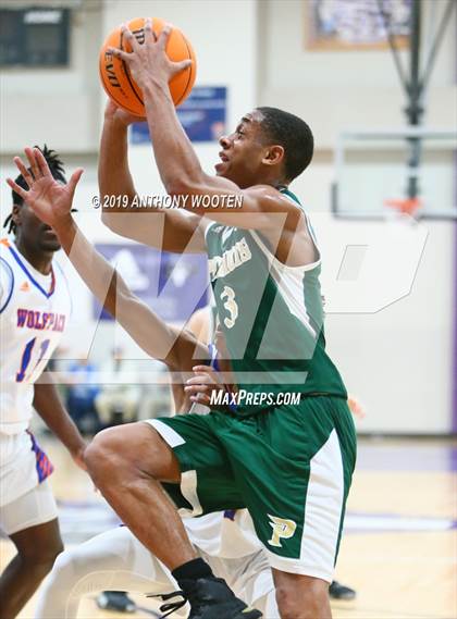 Thumbnail 2 in Whiteville vs Pinecrest (Adidas Christmas Tournament) photogallery.