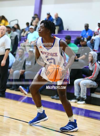 Thumbnail 2 in Whiteville vs Pinecrest (Adidas Christmas Tournament) photogallery.