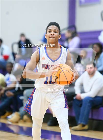 Thumbnail 3 in Whiteville vs Pinecrest (Adidas Christmas Tournament) photogallery.