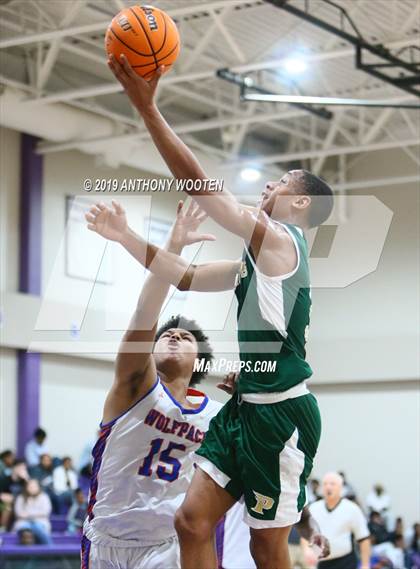 Thumbnail 2 in Whiteville vs Pinecrest (Adidas Christmas Tournament) photogallery.