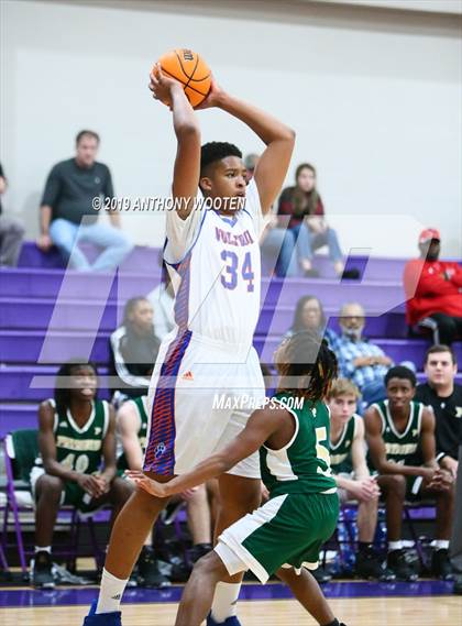 Thumbnail 3 in Whiteville vs Pinecrest (Adidas Christmas Tournament) photogallery.