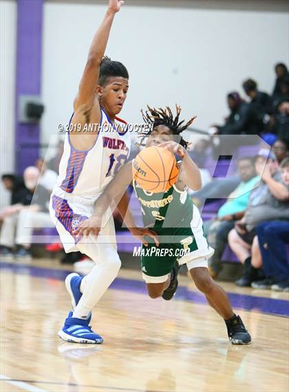 Thumbnail 3 in Whiteville vs Pinecrest (Adidas Christmas Tournament) photogallery.