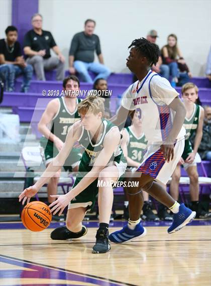 Thumbnail 2 in Whiteville vs Pinecrest (Adidas Christmas Tournament) photogallery.