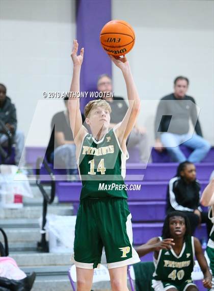 Thumbnail 1 in Whiteville vs Pinecrest (Adidas Christmas Tournament) photogallery.