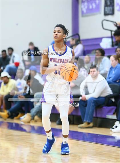 Thumbnail 1 in Whiteville vs Pinecrest (Adidas Christmas Tournament) photogallery.