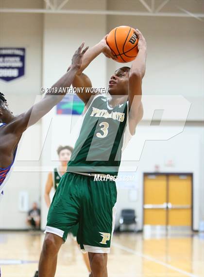 Thumbnail 1 in Whiteville vs Pinecrest (Adidas Christmas Tournament) photogallery.