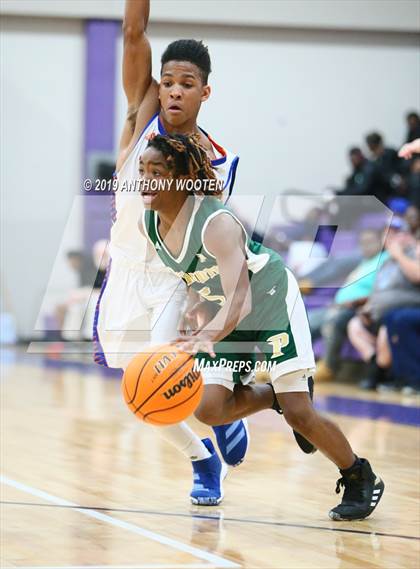 Thumbnail 1 in Whiteville vs Pinecrest (Adidas Christmas Tournament) photogallery.