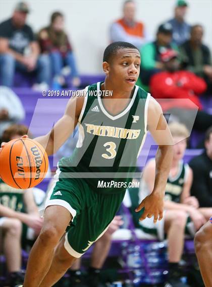 Thumbnail 2 in Whiteville vs Pinecrest (Adidas Christmas Tournament) photogallery.