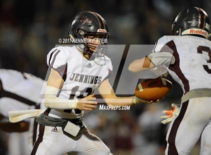 Thumbnail 1 in Jennings vs. West Feliciana (LHSAA 3A Semifinal) photogallery.