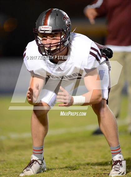 Thumbnail 3 in Jennings vs. West Feliciana (LHSAA 3A Semifinal) photogallery.