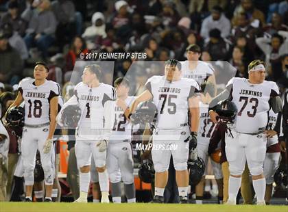 Thumbnail 2 in Jennings vs. West Feliciana (LHSAA 3A Semifinal) photogallery.