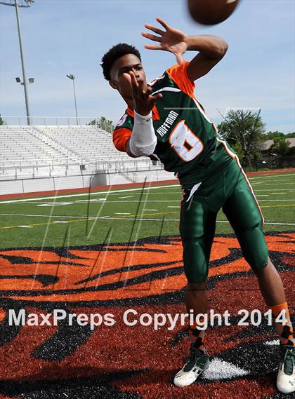 Thumbnail 2 in Huffman (2014 Rivalry Series Photo Shoot)  photogallery.