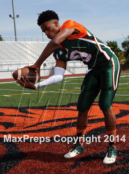 Thumbnail 3 in Huffman (2014 Rivalry Series Photo Shoot)  photogallery.