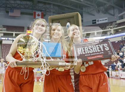 Thumbnail 2 in Peters Township vs. Garnet Valley (PIAA 6A Championship) photogallery.