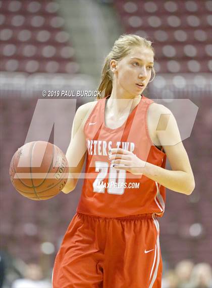 Thumbnail 3 in Peters Township vs. Garnet Valley (PIAA 6A Championship) photogallery.