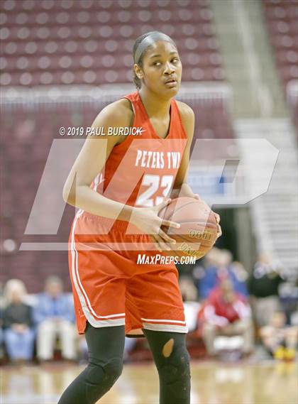 Thumbnail 2 in Peters Township vs. Garnet Valley (PIAA 6A Championship) photogallery.