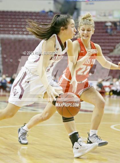 Thumbnail 1 in Peters Township vs. Garnet Valley (PIAA 6A Championship) photogallery.