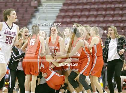 Thumbnail 2 in Peters Township vs. Garnet Valley (PIAA 6A Championship) photogallery.