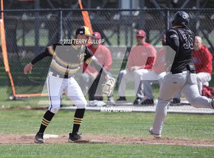 Thumbnail 3 in Emery vs. Summit Academy (UHSAA 3A Round 1) photogallery.