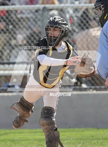Thumbnail 1 in Emery vs. Summit Academy (UHSAA 3A Round 1) photogallery.