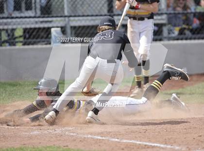 Thumbnail 1 in Emery vs. Summit Academy (UHSAA 3A Round 1) photogallery.