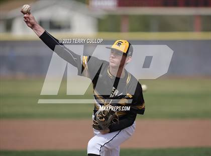 Thumbnail 3 in Emery vs. Summit Academy (UHSAA 3A Round 1) photogallery.