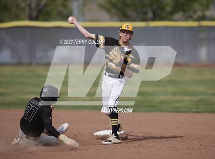 Thumbnail 2 in Emery vs. Summit Academy (UHSAA 3A Round 1) photogallery.