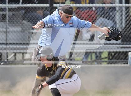 Thumbnail 2 in Emery vs. Summit Academy (UHSAA 3A Round 1) photogallery.