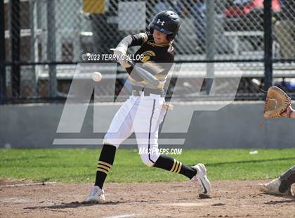 Thumbnail 2 in Emery vs. Summit Academy (UHSAA 3A Round 1) photogallery.