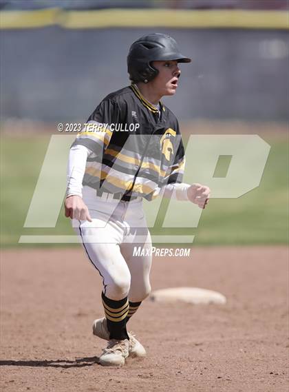 Thumbnail 3 in Emery vs. Summit Academy (UHSAA 3A Round 1) photogallery.