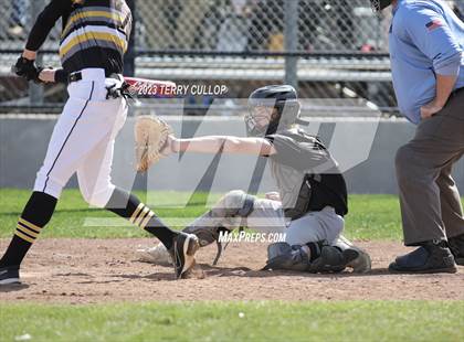 Thumbnail 3 in Emery vs. Summit Academy (UHSAA 3A Round 1) photogallery.