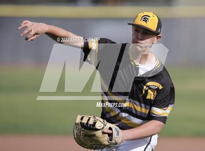 Thumbnail 2 in Emery vs. Summit Academy (UHSAA 3A Round 1) photogallery.