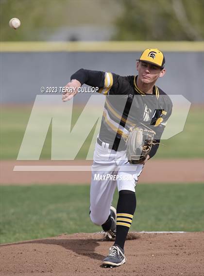Thumbnail 3 in Emery vs. Summit Academy (UHSAA 3A Round 1) photogallery.