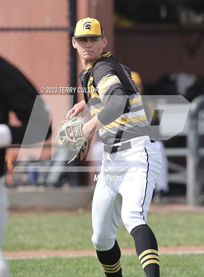 Thumbnail 2 in Emery vs. Summit Academy (UHSAA 3A Round 1) photogallery.