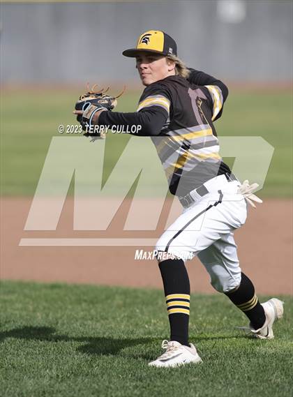 Thumbnail 1 in Emery vs. Summit Academy (UHSAA 3A Round 1) photogallery.