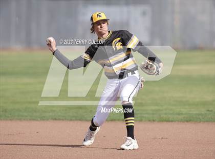 Thumbnail 2 in Emery vs. Summit Academy (UHSAA 3A Round 1) photogallery.