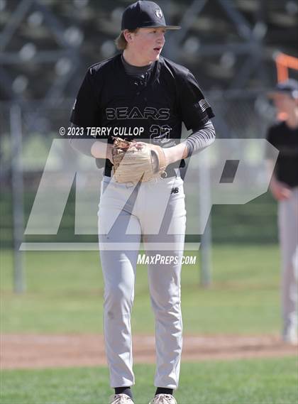 Thumbnail 2 in Emery vs. Summit Academy (UHSAA 3A Round 1) photogallery.