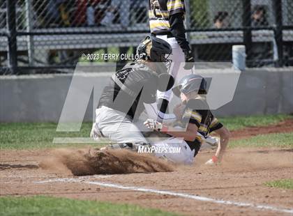 Thumbnail 3 in Emery vs. Summit Academy (UHSAA 3A Round 1) photogallery.