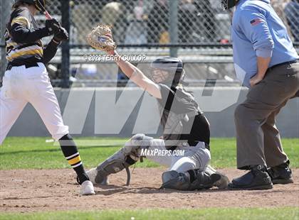 Thumbnail 3 in Emery vs. Summit Academy (UHSAA 3A Round 1) photogallery.
