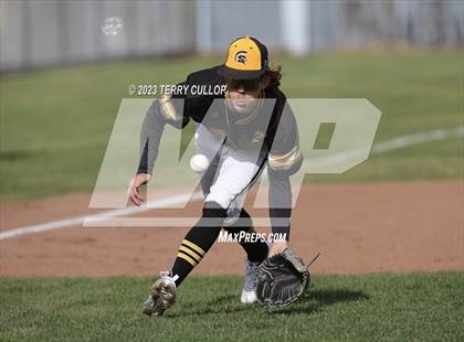 Thumbnail 3 in Emery vs. Summit Academy (UHSAA 3A Round 1) photogallery.