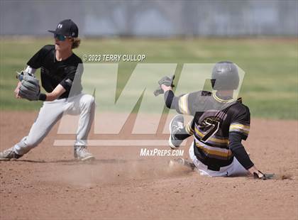 Thumbnail 3 in Emery vs. Summit Academy (UHSAA 3A Round 1) photogallery.