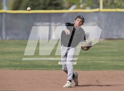 Thumbnail 3 in Emery vs. Summit Academy (UHSAA 3A Round 1) photogallery.