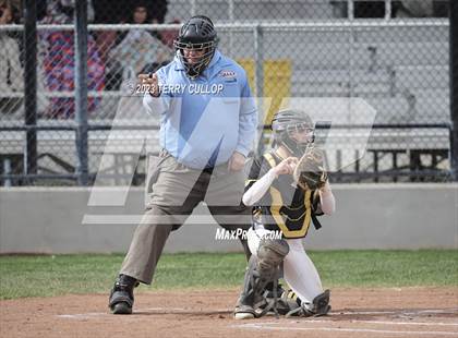 Thumbnail 3 in Emery vs. Summit Academy (UHSAA 3A Round 1) photogallery.
