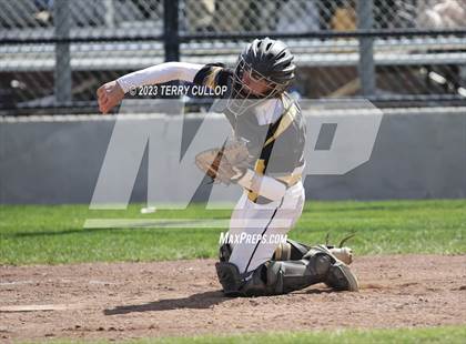 Thumbnail 2 in Emery vs. Summit Academy (UHSAA 3A Round 1) photogallery.