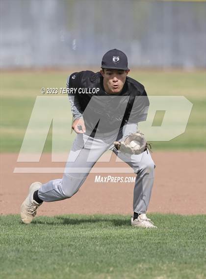 Thumbnail 2 in Emery vs. Summit Academy (UHSAA 3A Round 1) photogallery.