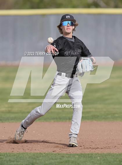 Thumbnail 2 in Emery vs. Summit Academy (UHSAA 3A Round 1) photogallery.