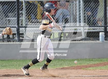 Thumbnail 3 in Emery vs. Summit Academy (UHSAA 3A Round 1) photogallery.